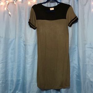 Form fitting T-shirt dress
